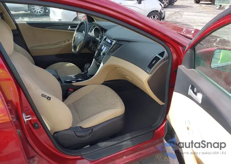 2013 Hyundai Sonata Gls z USA, uszkodzony, nr VIN 5NPEB4AC7DH568089